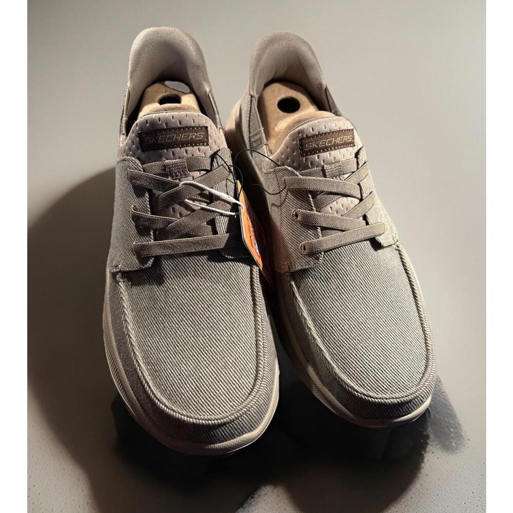 Skechers Men's Shoe Swift Fit Hands Free Lace Up Moc Toe Taupe Size 10 NWB